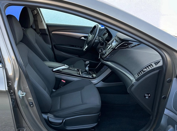 Hyundai i40 cena 38700 przebieg: 145300, rok produkcji 2014 z Swarzędz małe 301